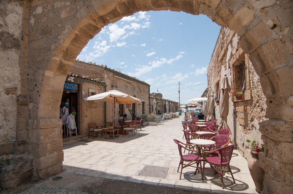 Un Affaccio Sul Borgo Leilighet Marzamemi Rom bilde